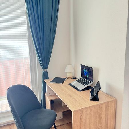 Modern Central Apartment Nitra Ngoại thất bức ảnh