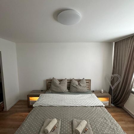 Modern Central Apartment Nitra Ngoại thất bức ảnh