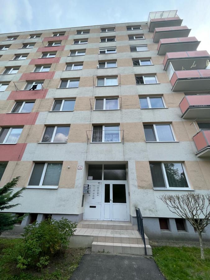 Modern Central Apartment Nitra Ngoại thất bức ảnh
